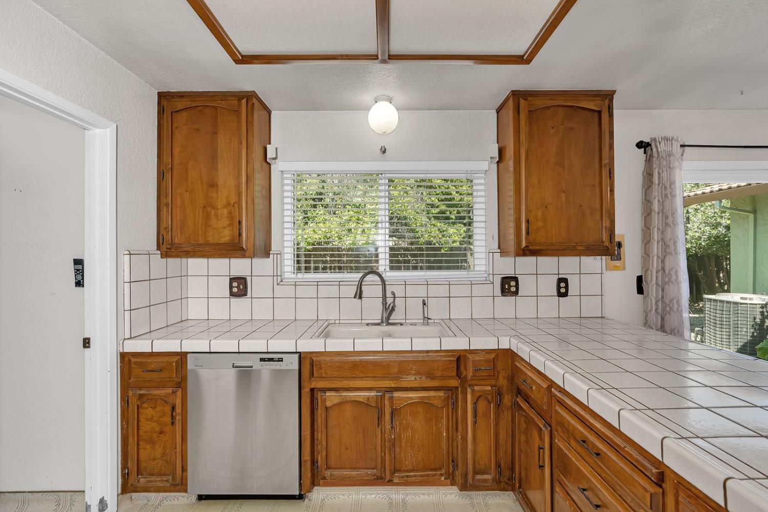 373 Foxmeadow Way