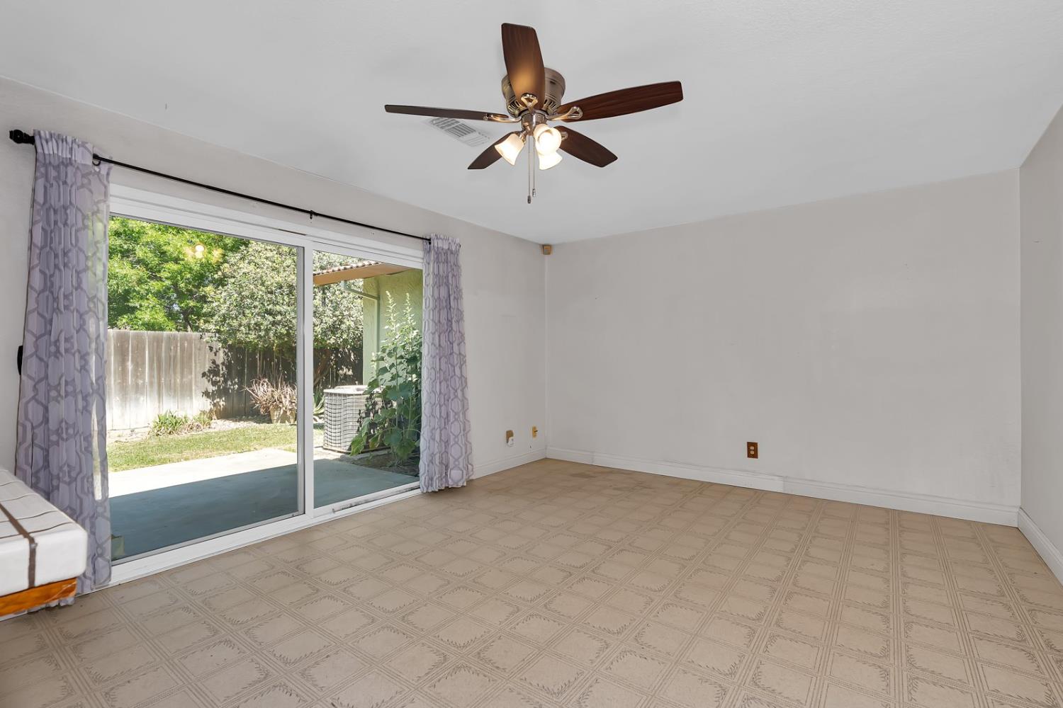 373 Foxmeadow Way
