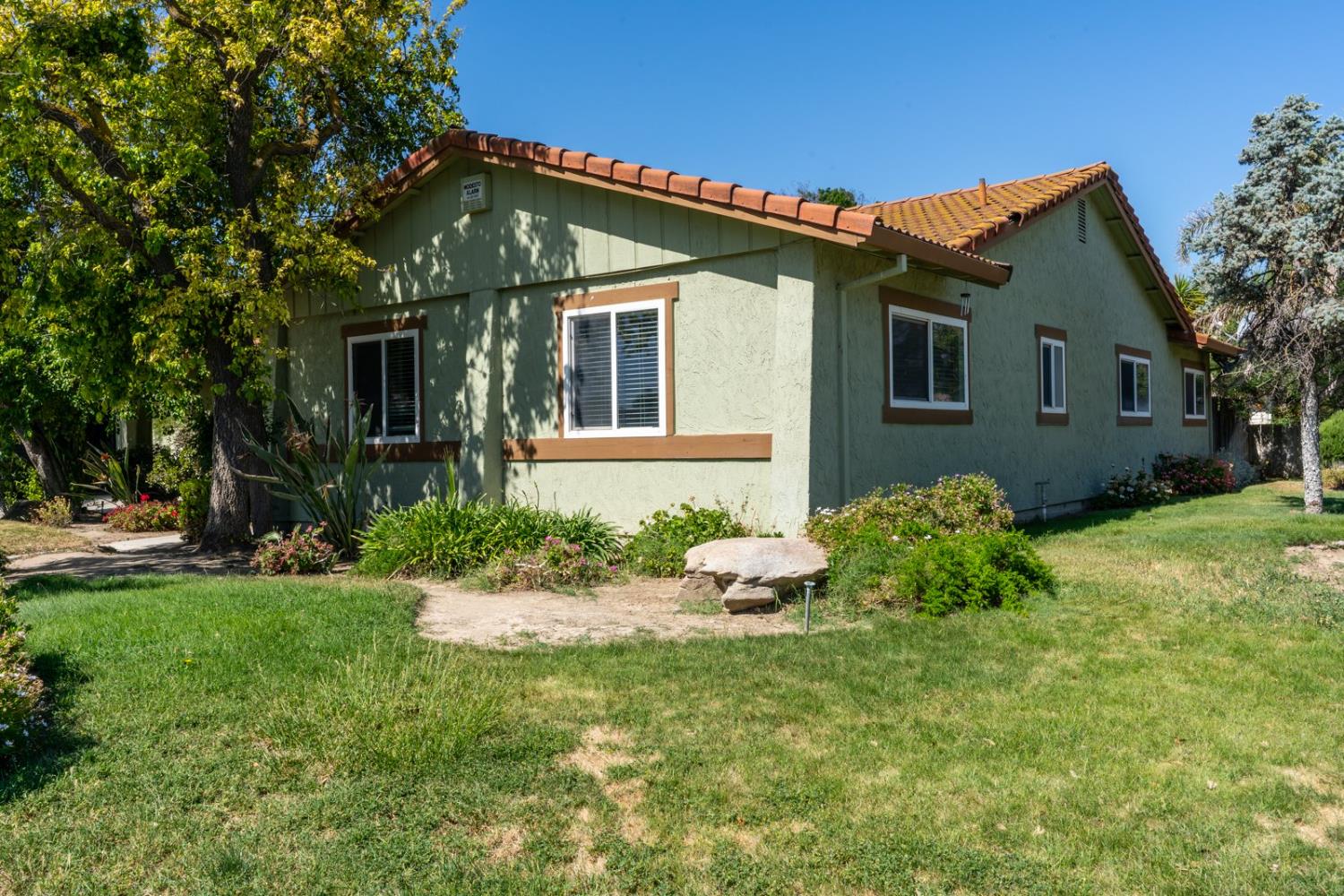 373 Foxmeadow Way