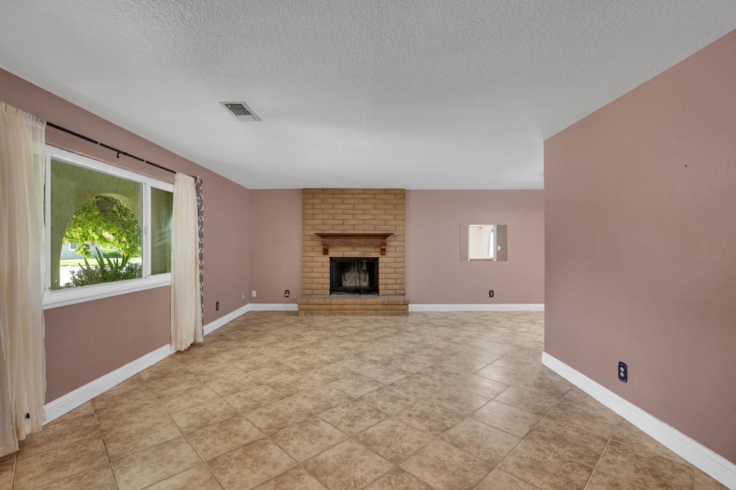 373 Foxmeadow Way