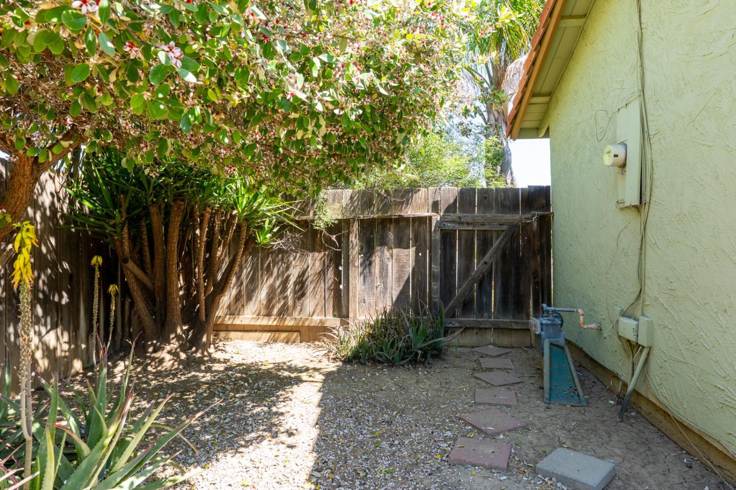373 Foxmeadow Way