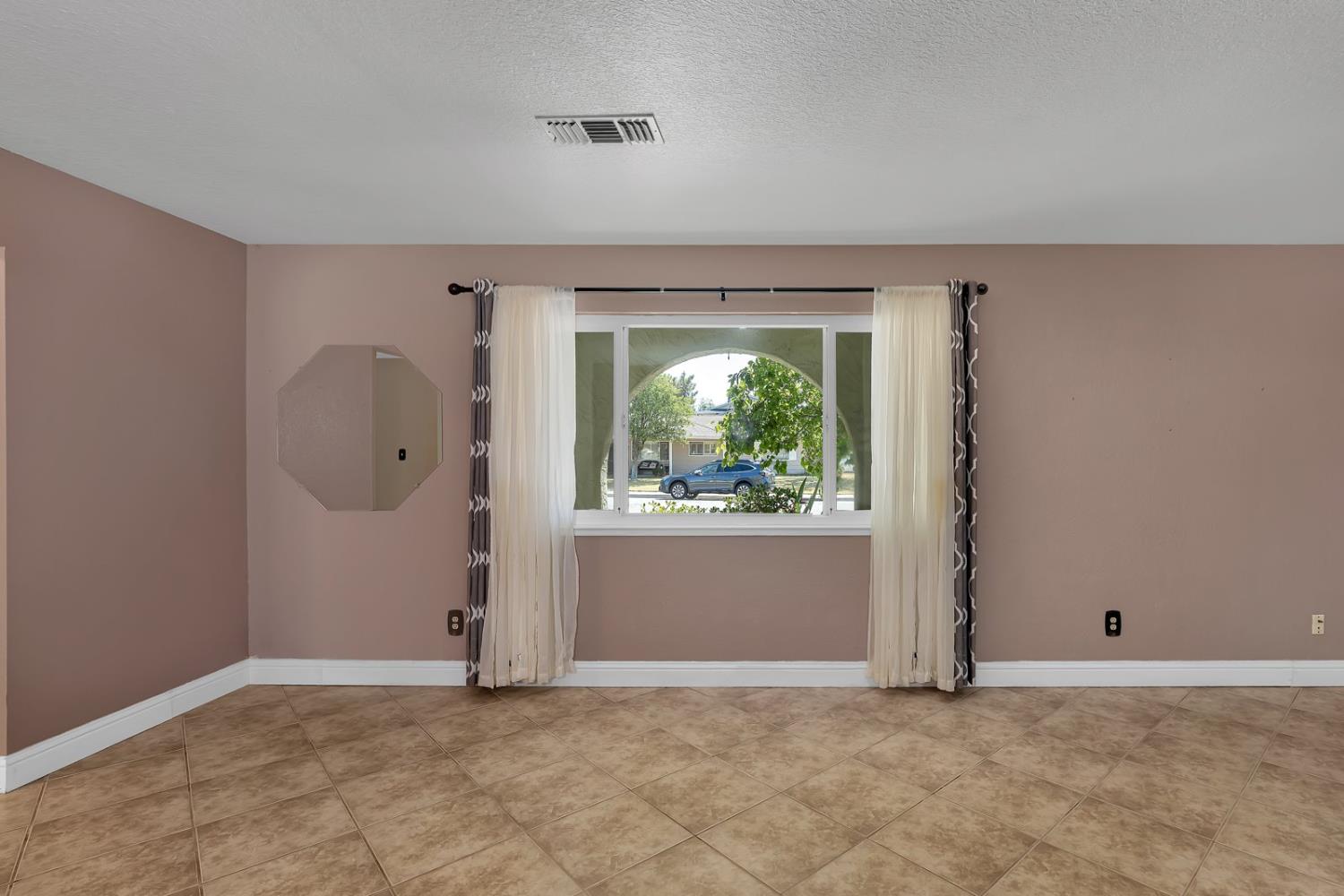 373 Foxmeadow Way