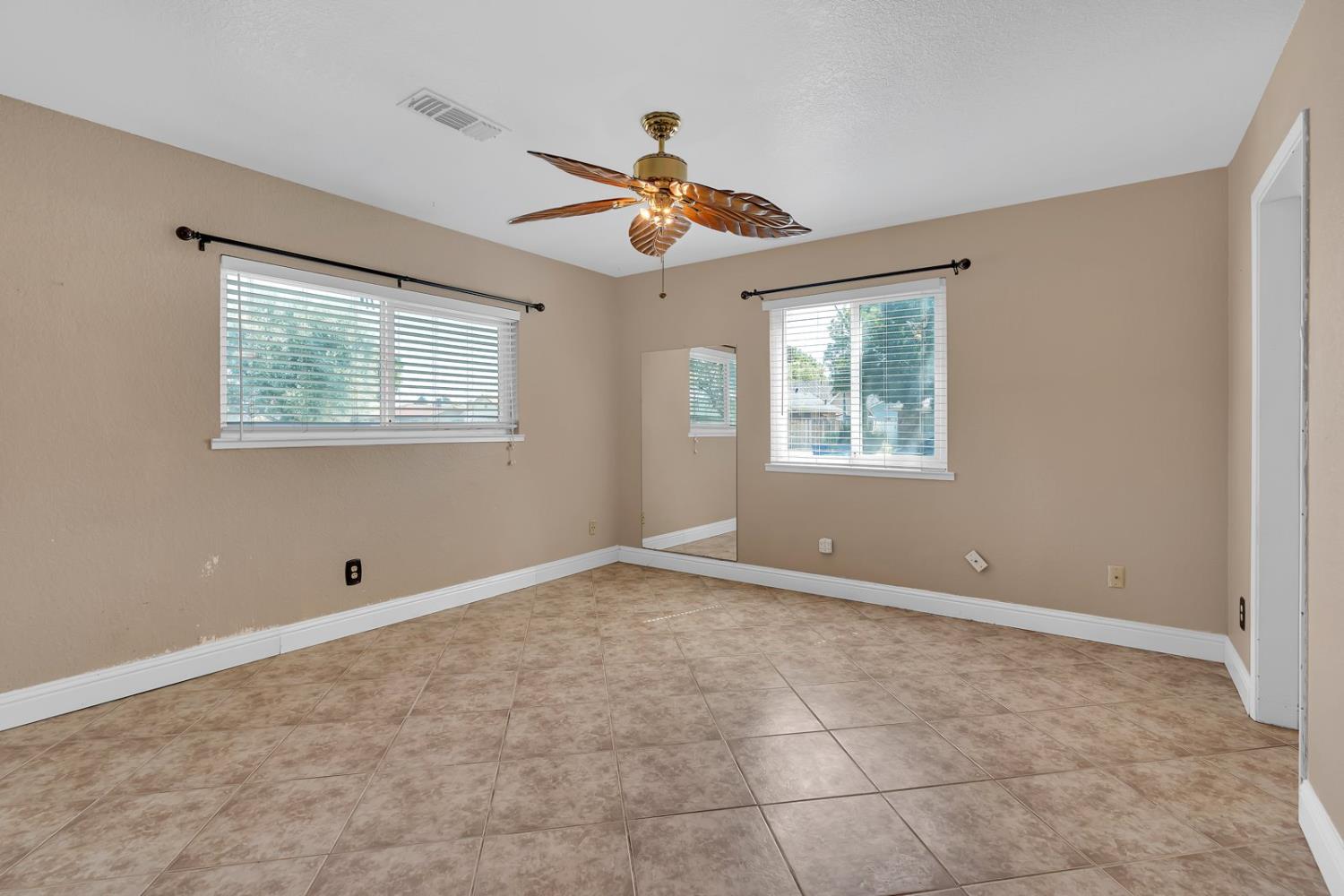 373 Foxmeadow Way