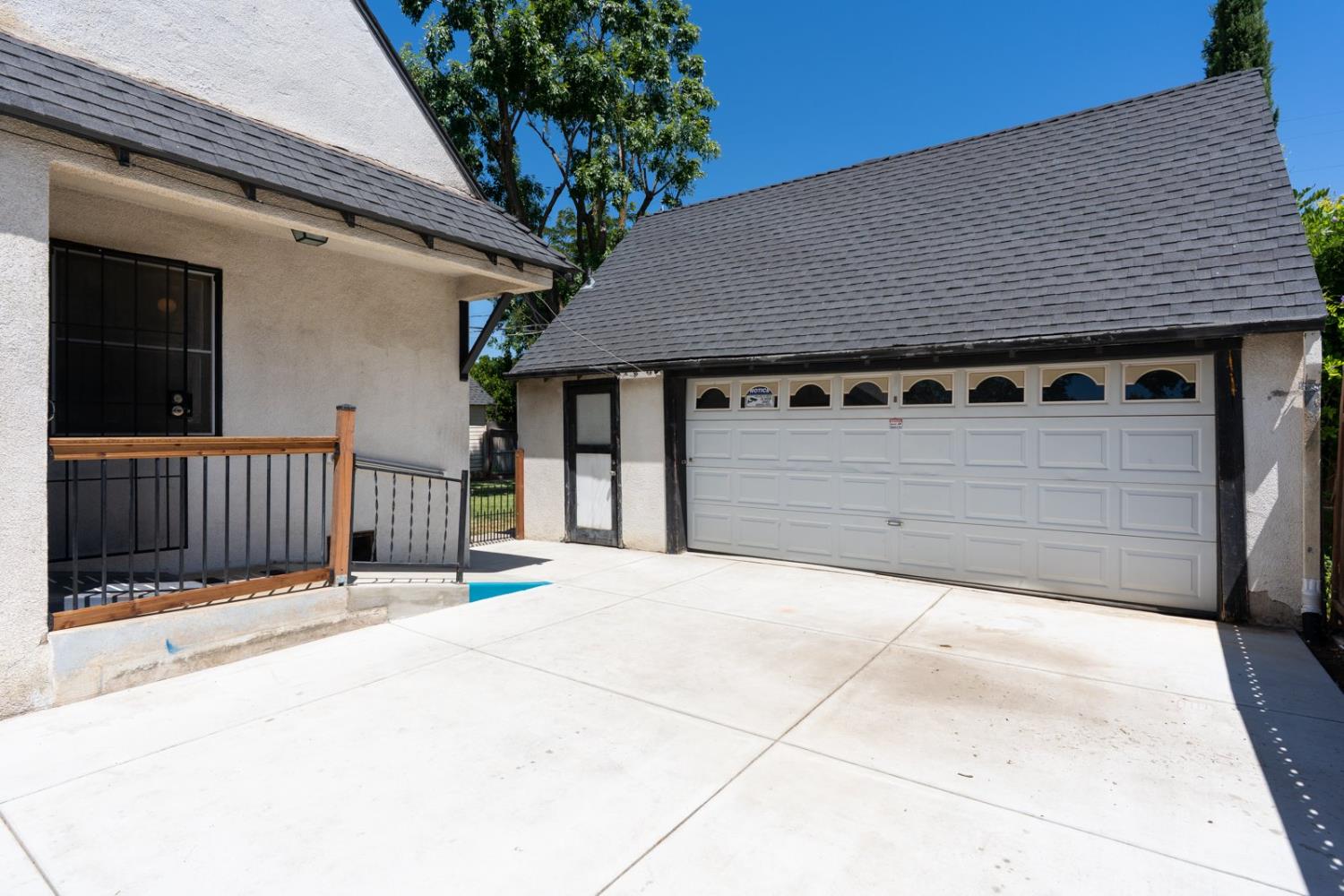 642 Adams Avenue