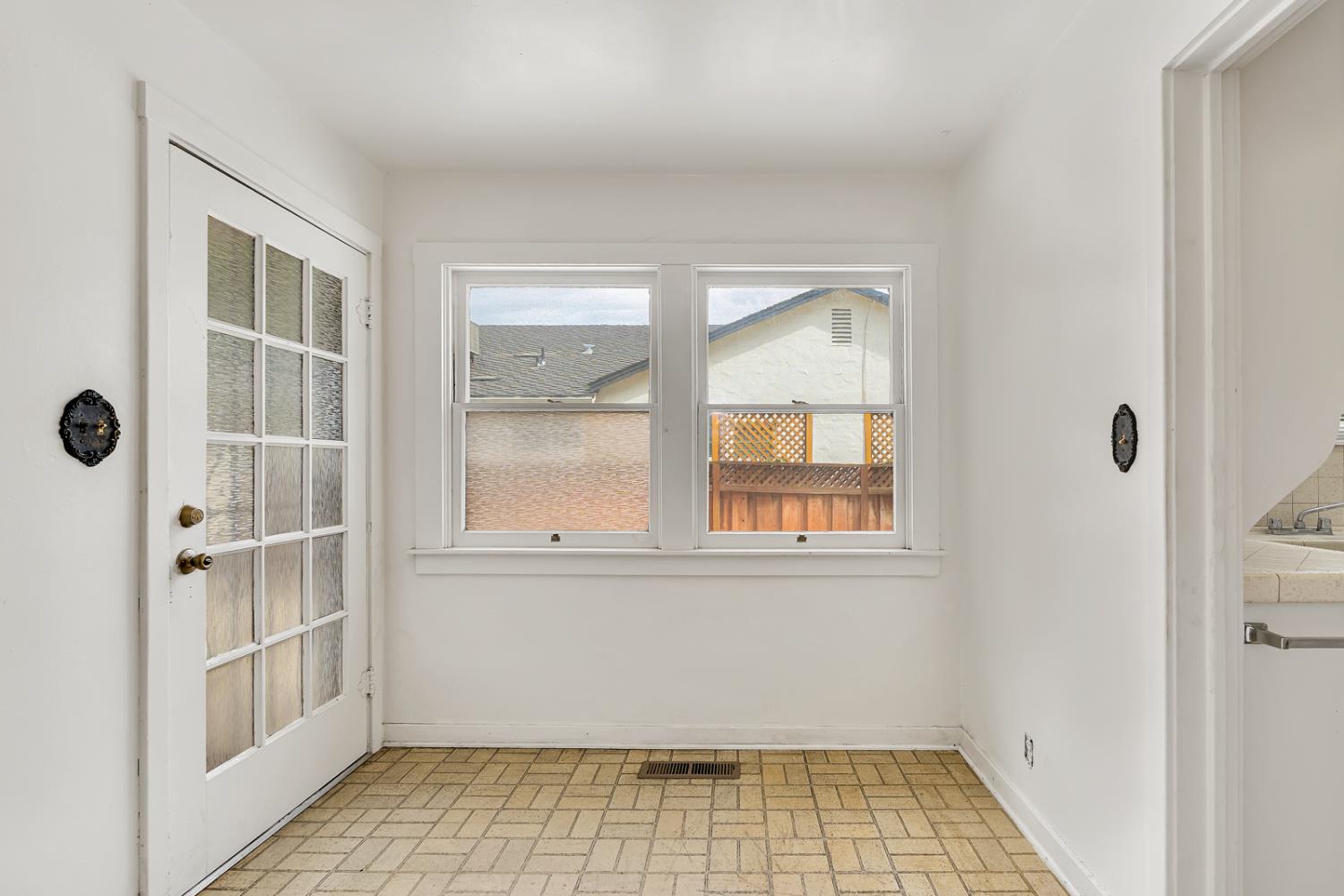 642 Adams Avenue