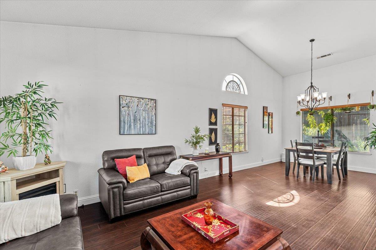 2408 Van Pelt Place