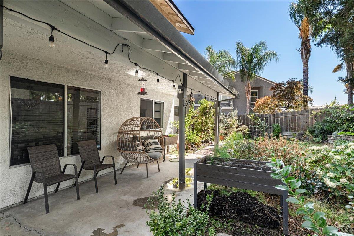 2408 Van Pelt Place