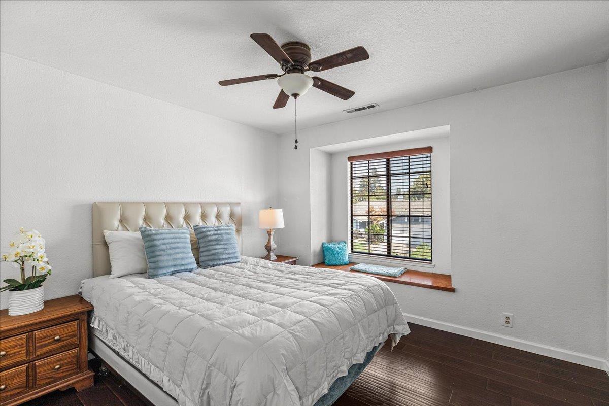 2408 Van Pelt Place