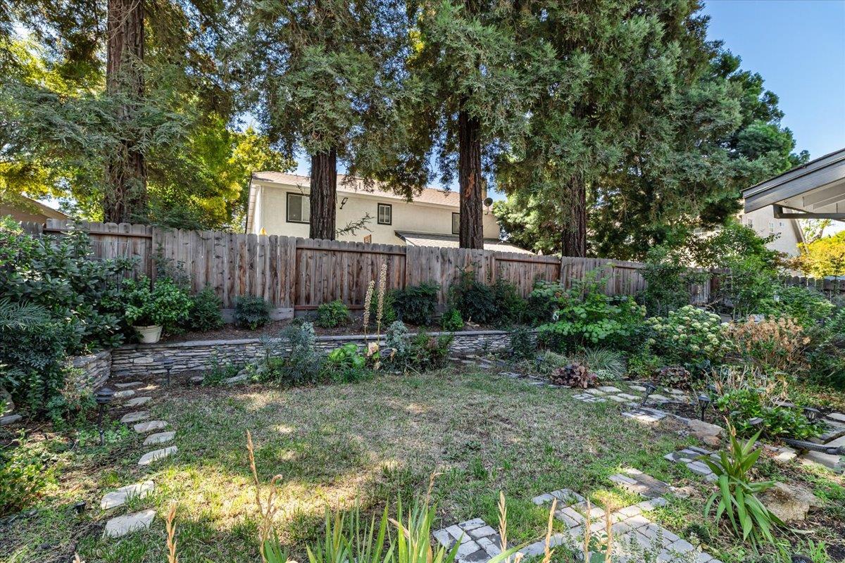 2408 Van Pelt Place