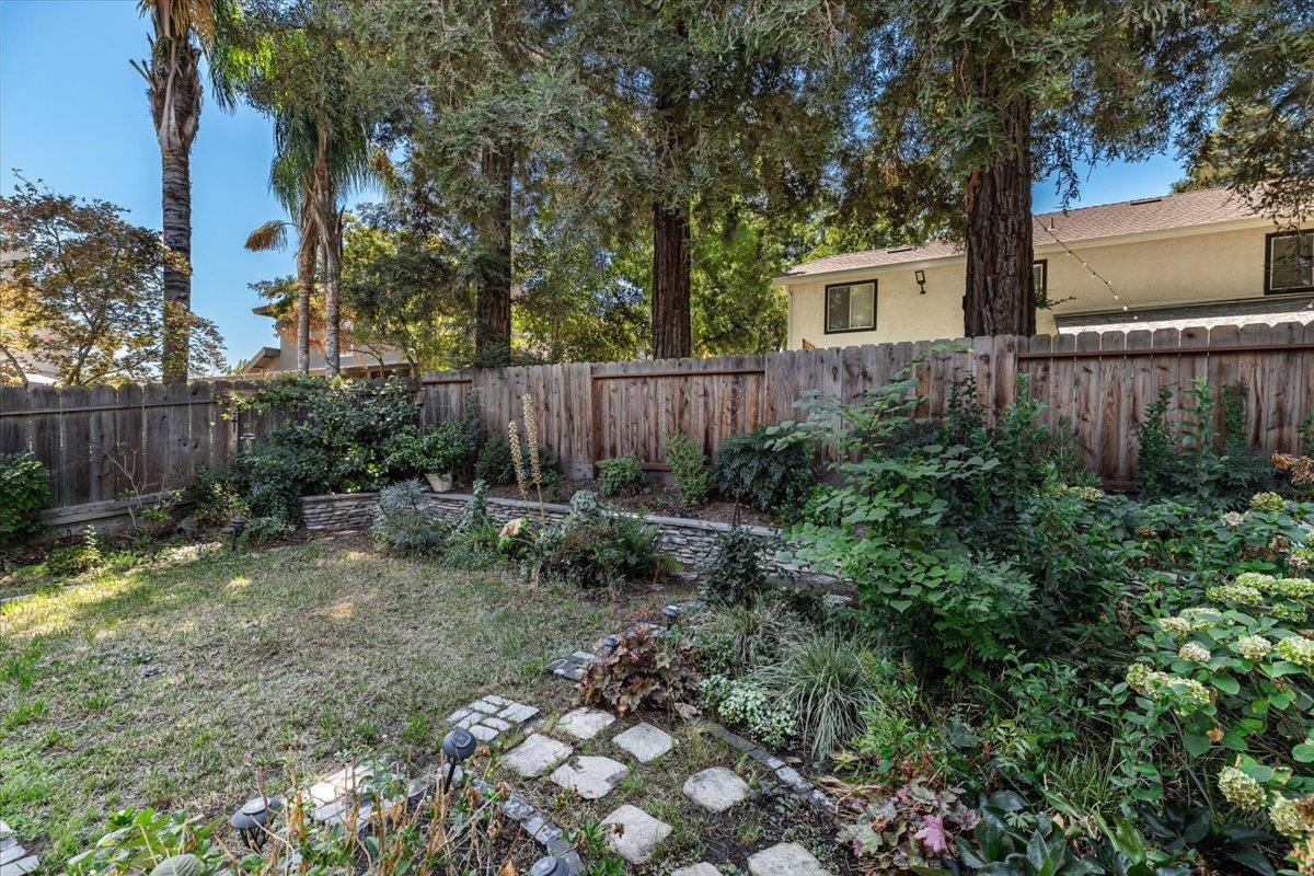 2408 Van Pelt Place