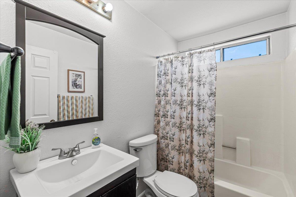 2408 Van Pelt Place