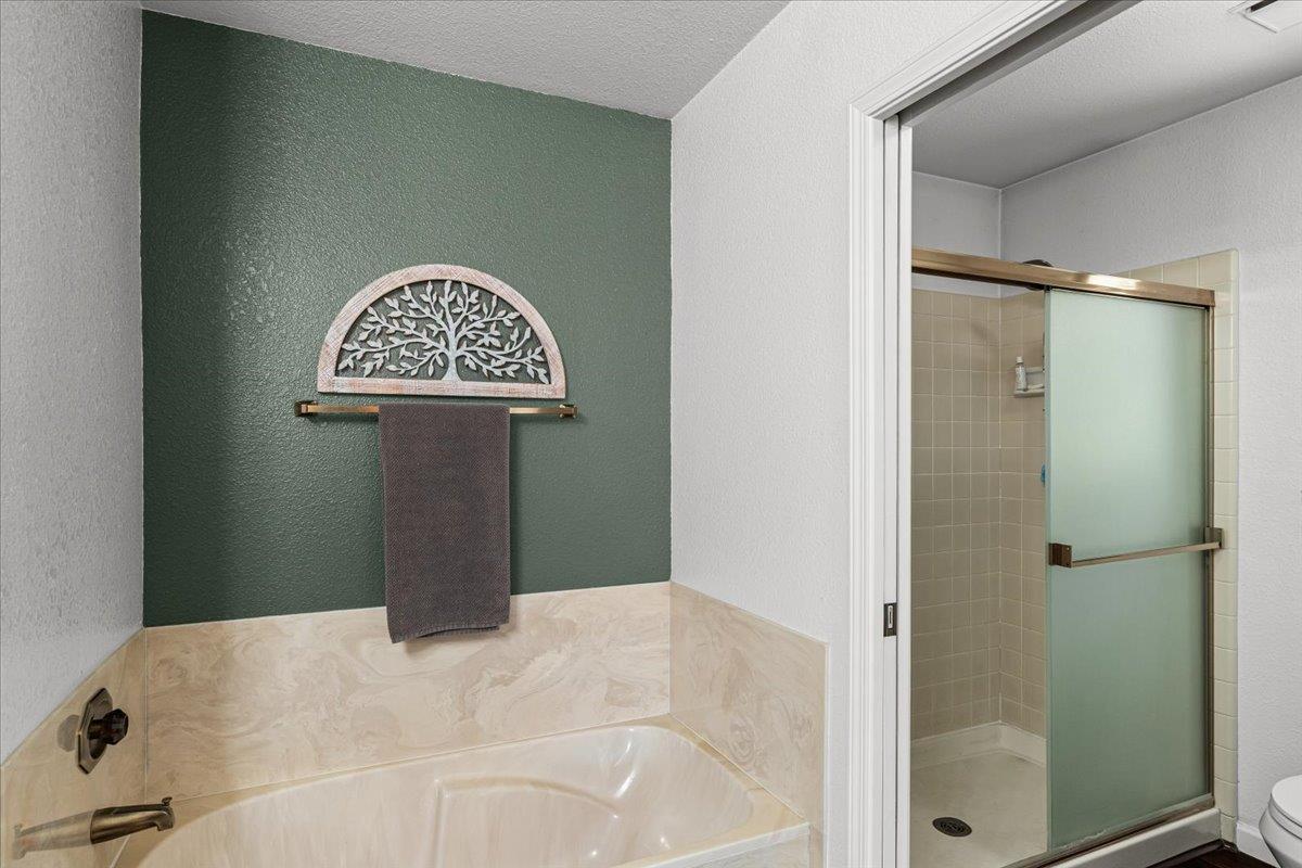 2408 Van Pelt Place