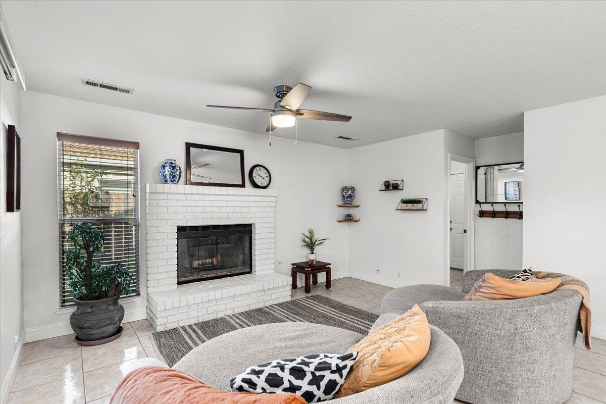 2408 Van Pelt Place