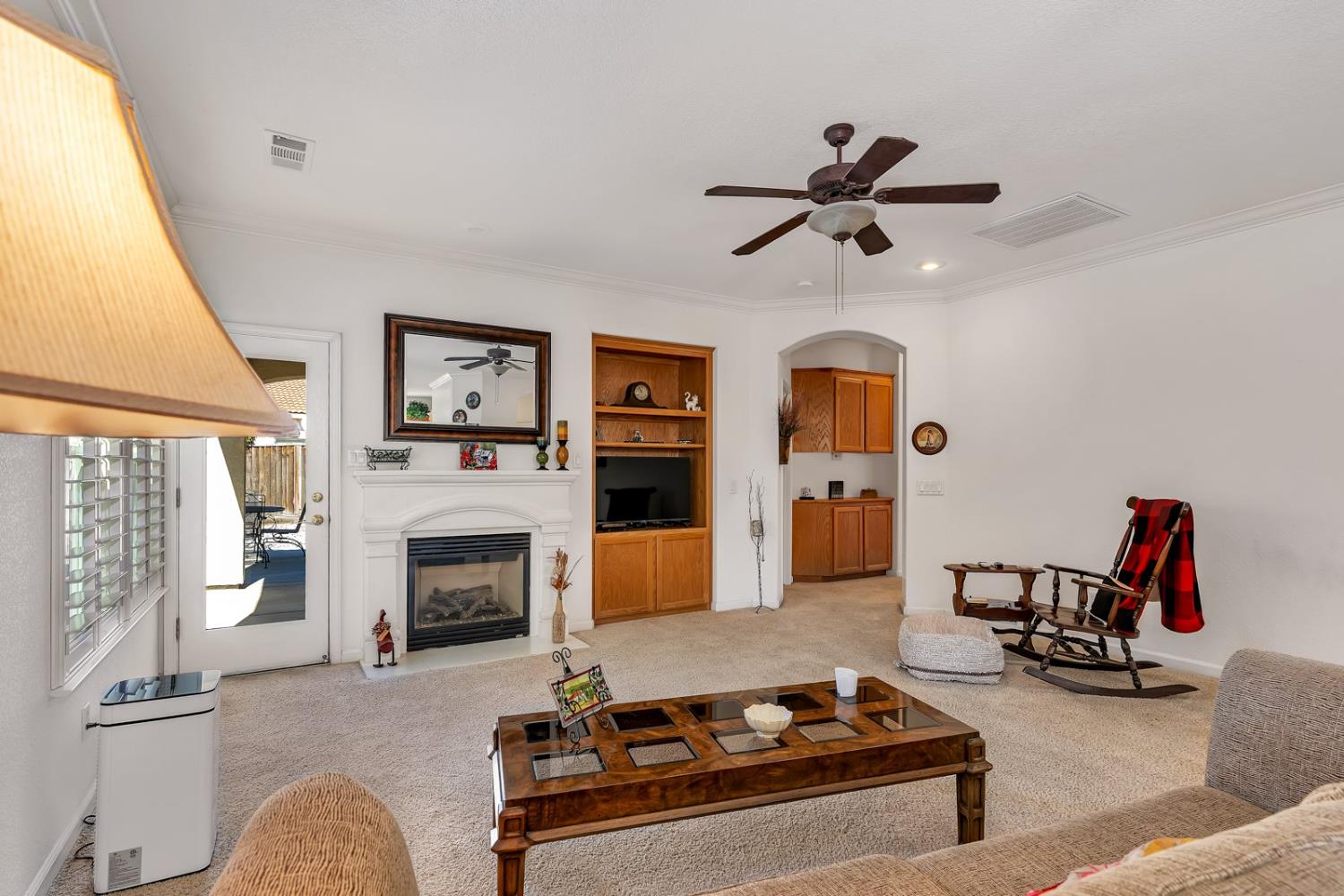 2985 La Vina Circle