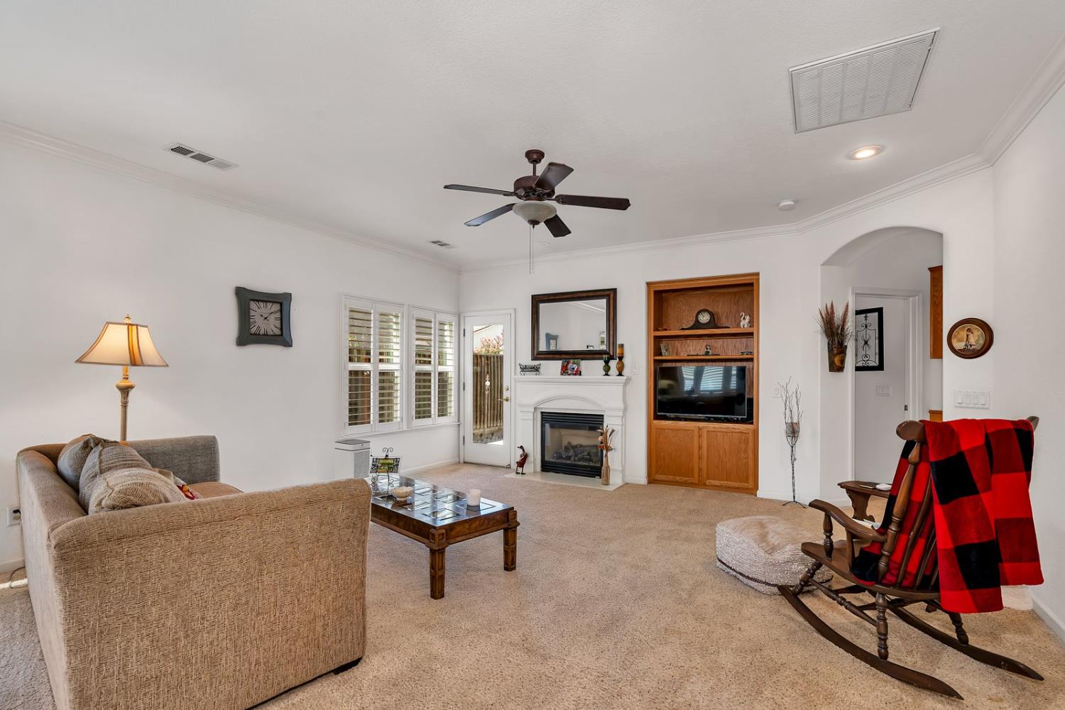 2985 La Vina Circle