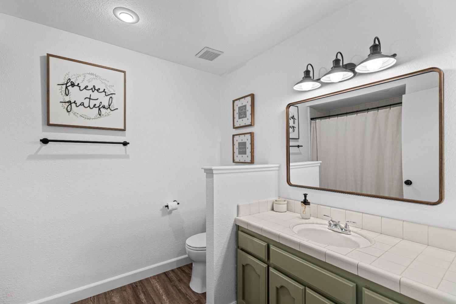 3585 Cabrillo Court