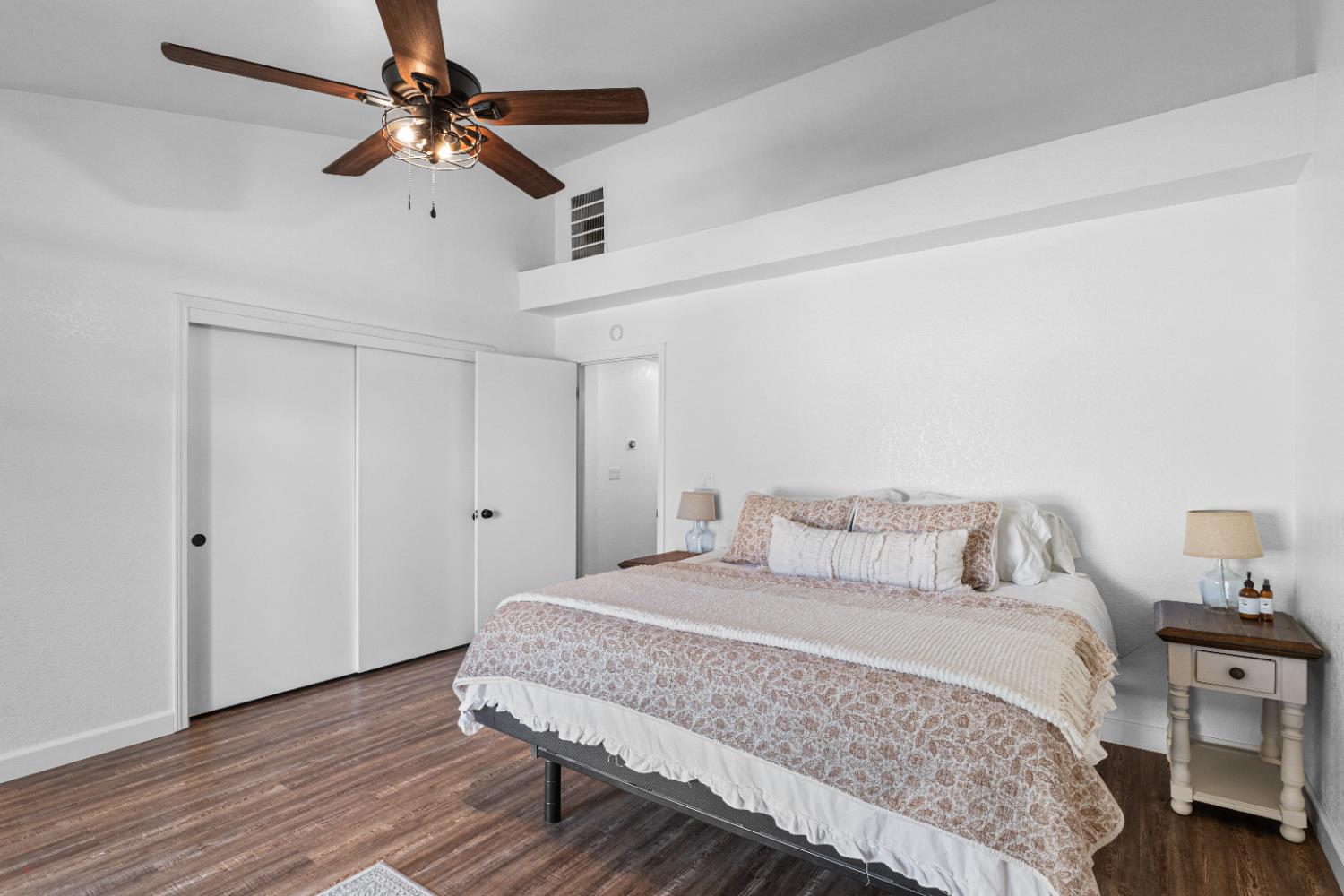 3585 Cabrillo Court
