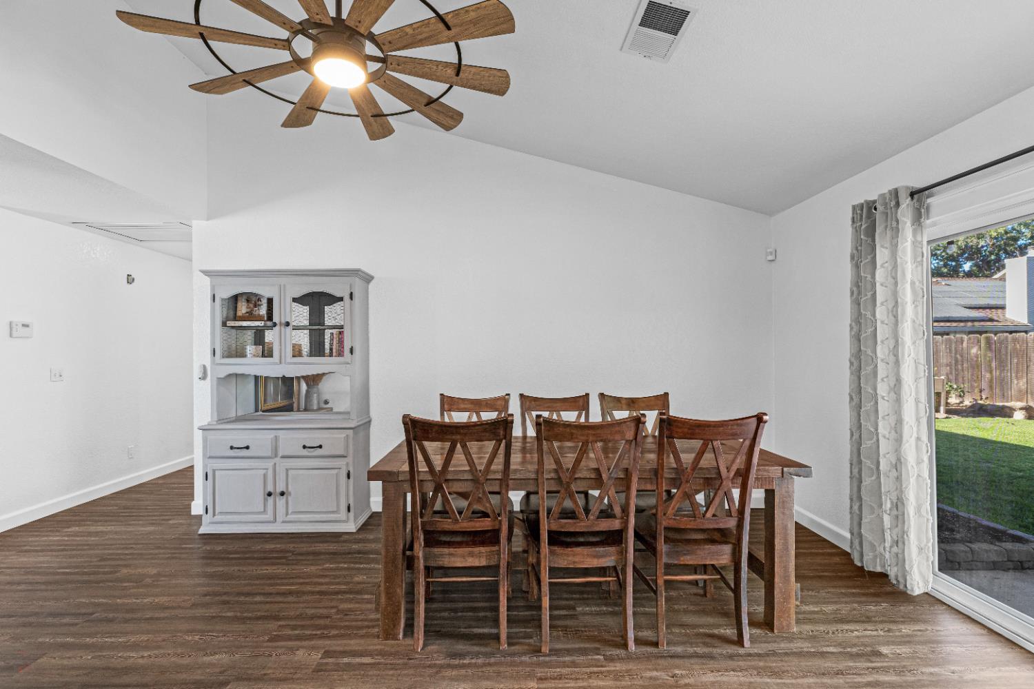 3585 Cabrillo Court