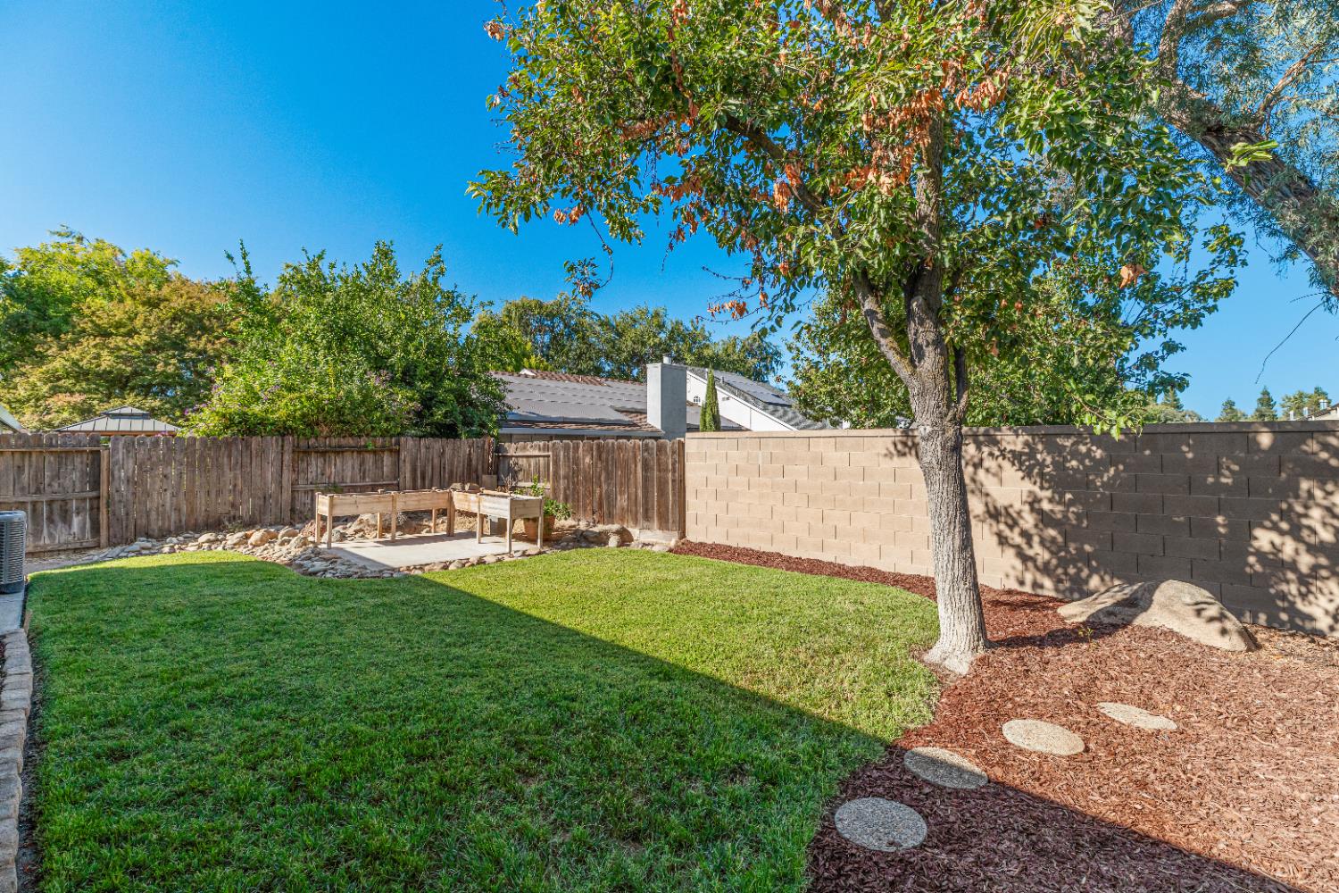 3585 Cabrillo Court