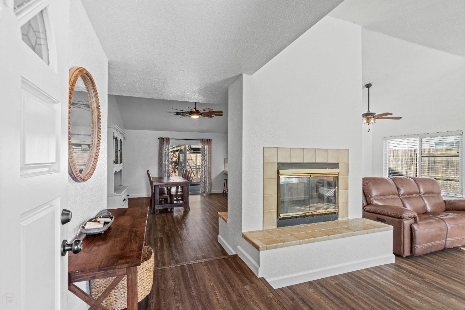 3585 Cabrillo Court