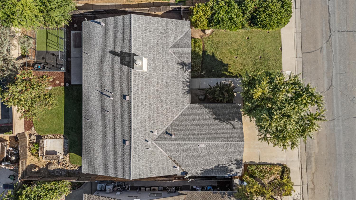 3585 Cabrillo Court