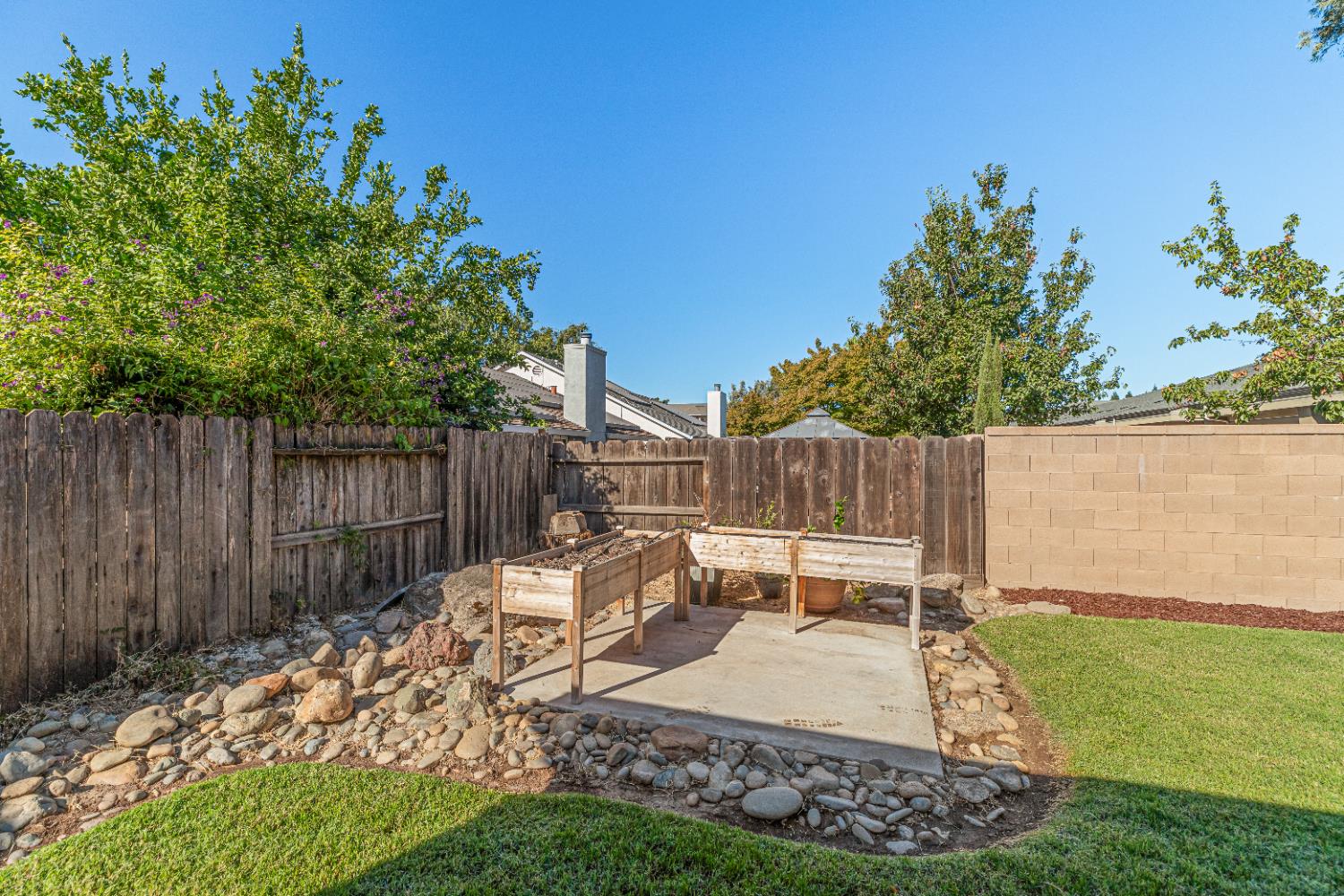 3585 Cabrillo Court