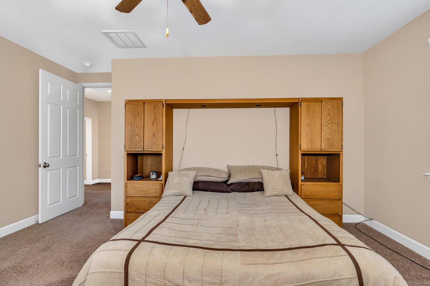 2490 N Fallbrook Drive
