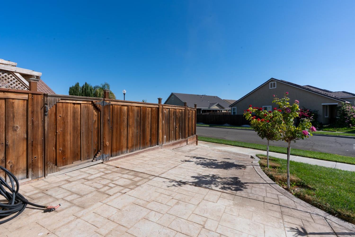 2490 N Fallbrook Drive
