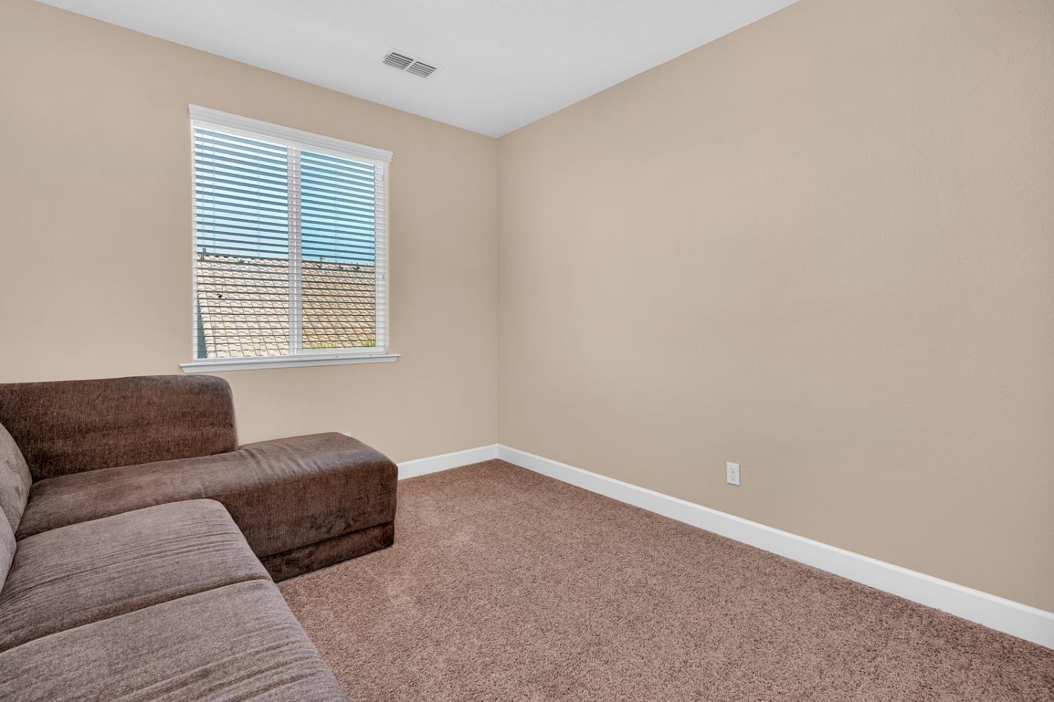 2490 N Fallbrook Drive