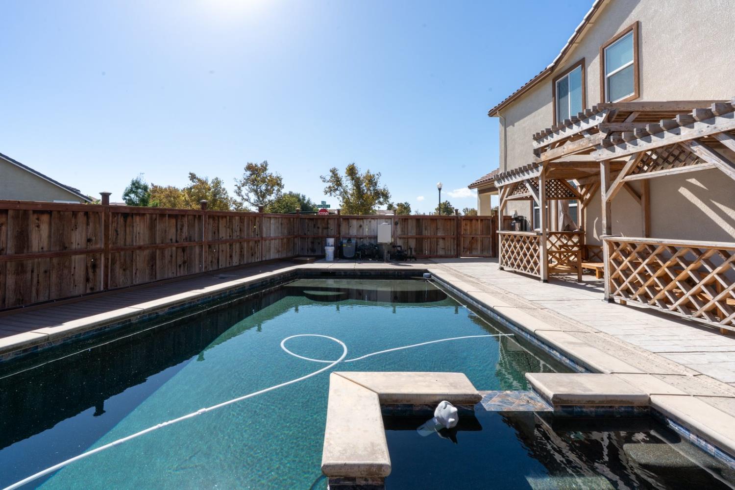 2490 N Fallbrook Drive