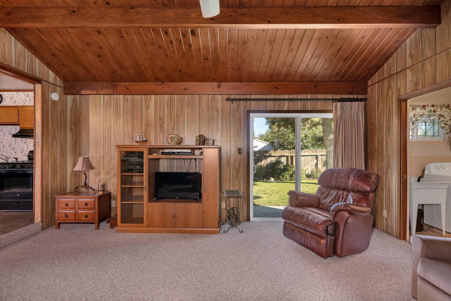 1309 Center Avenue
