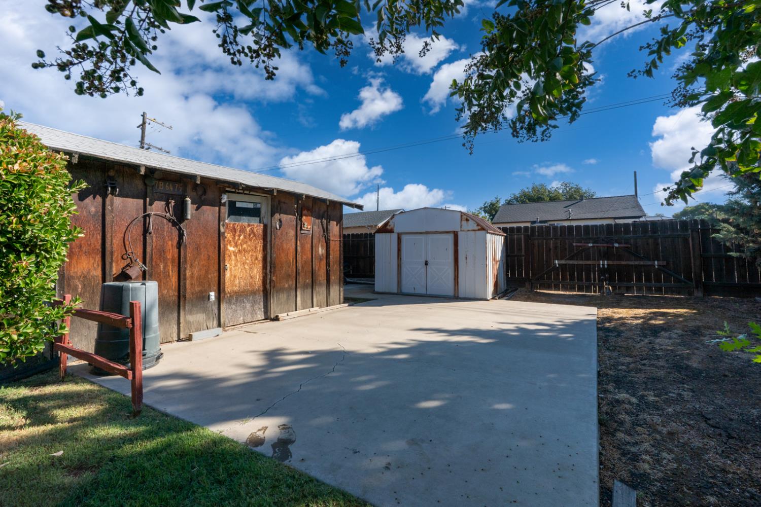1309 Center Avenue