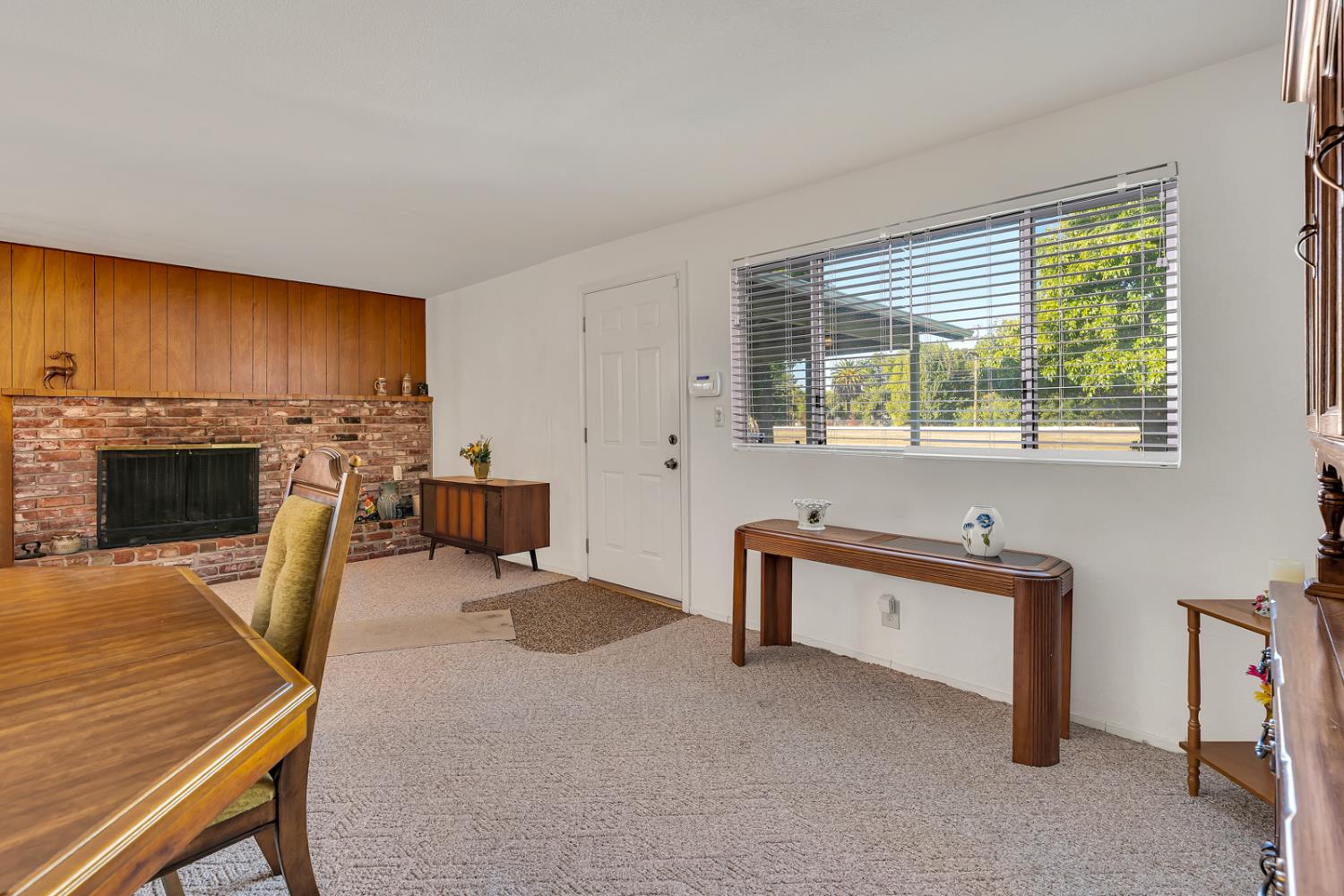 1309 Center Avenue