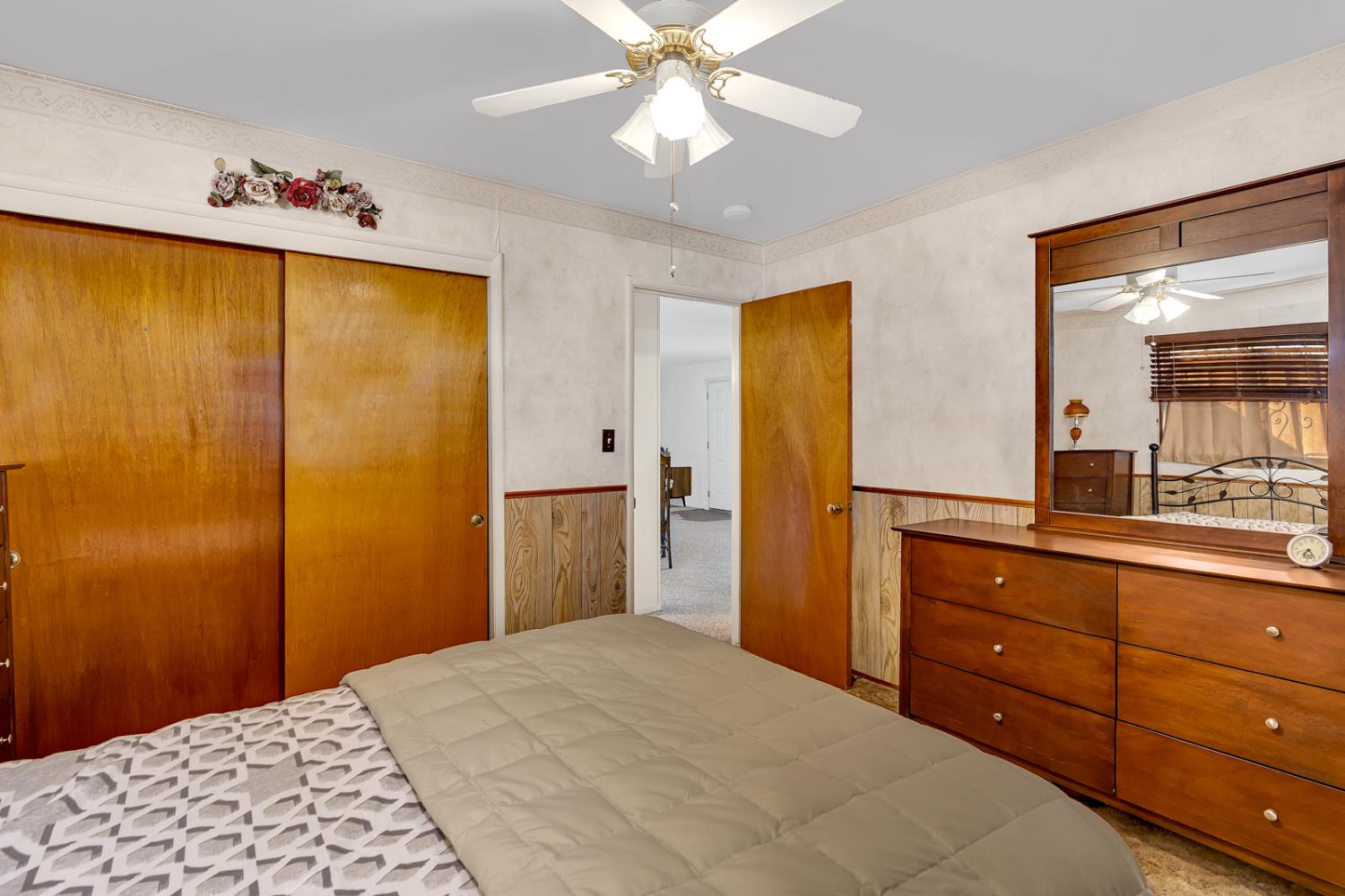 1309 Center Avenue