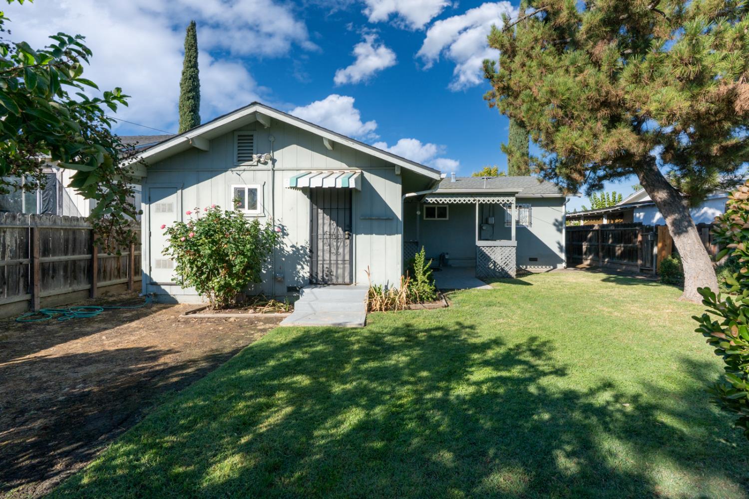 1309 Center Avenue