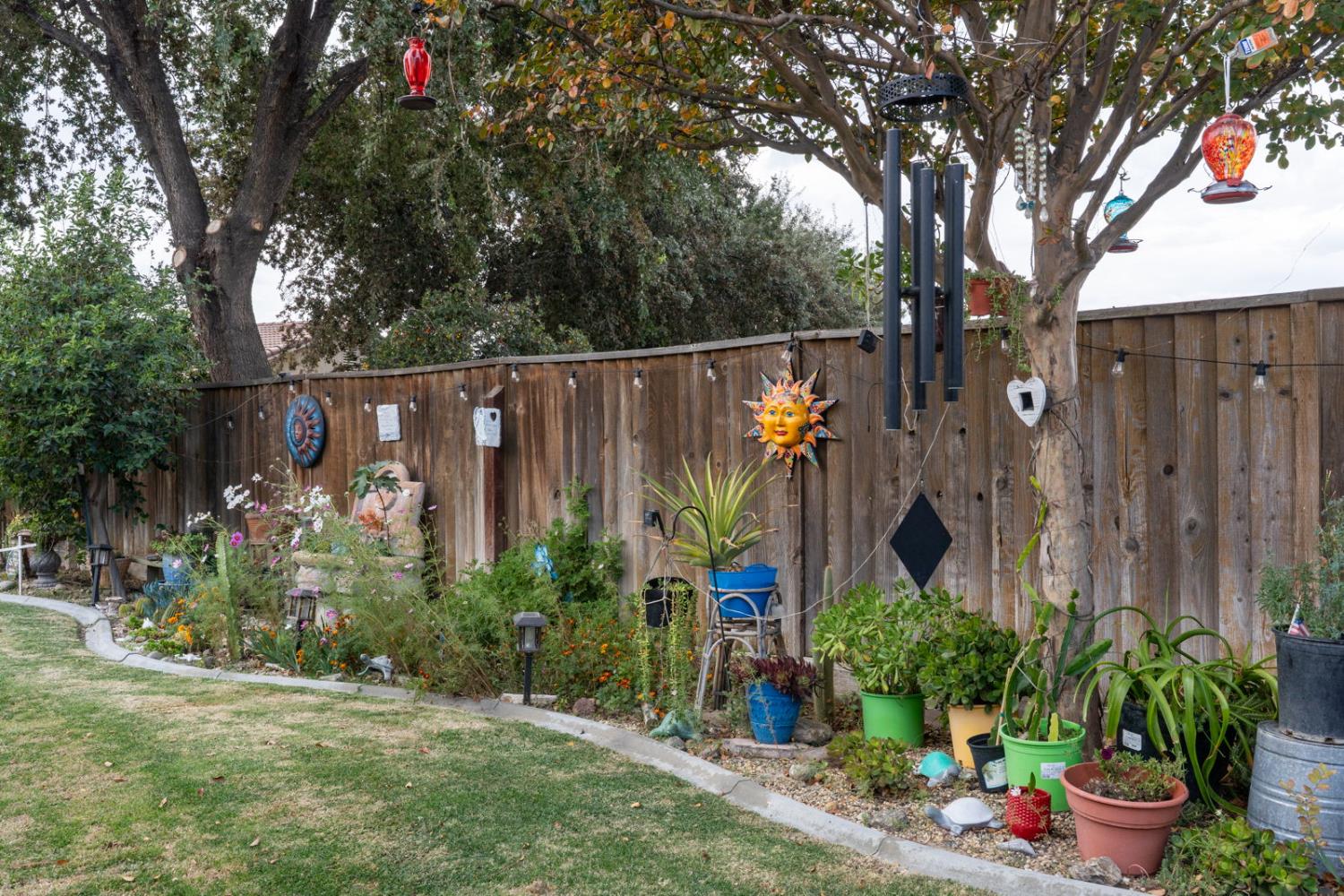 805 El Tesoro Lane
