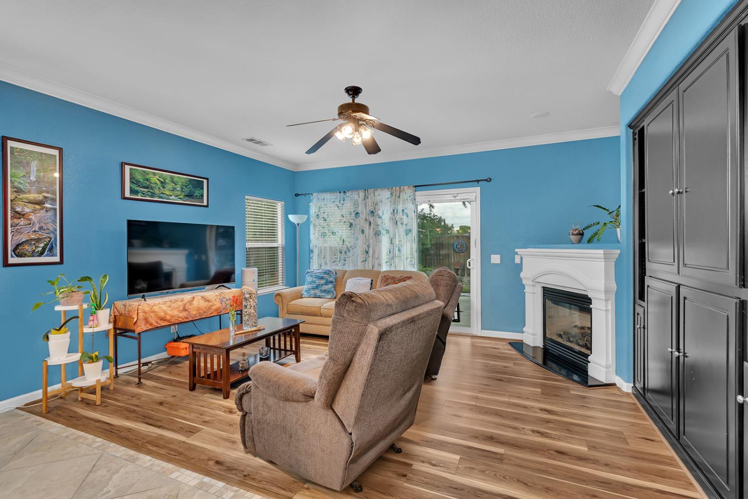 805 El Tesoro Lane