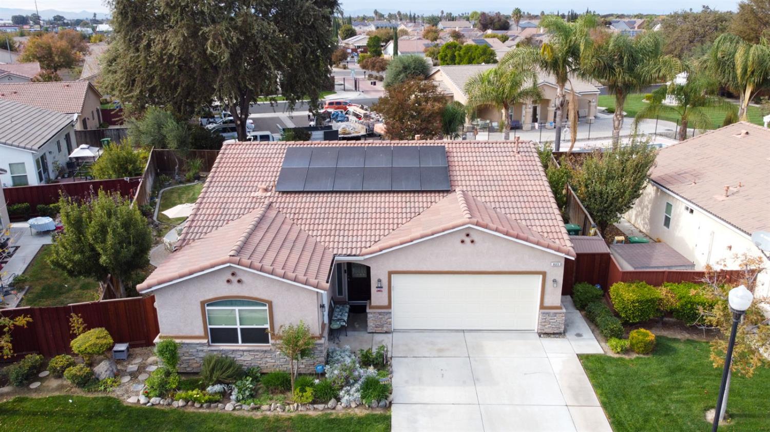 805 El Tesoro Lane