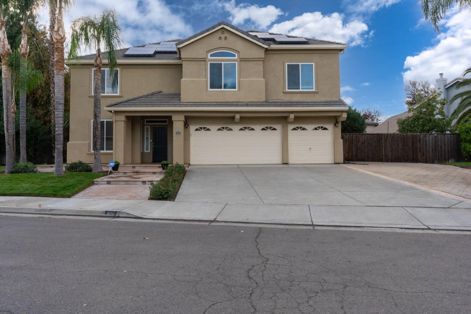 1665 Aster Court
