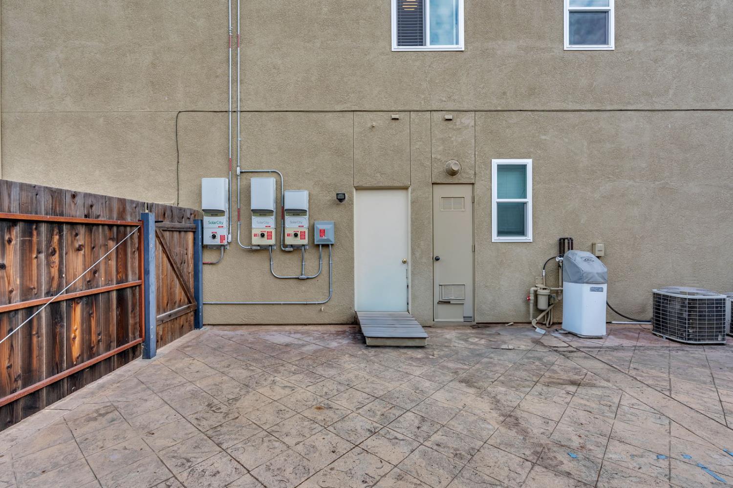 1665 Aster Court