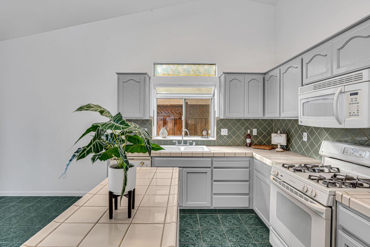 2551 Canvasback Drive