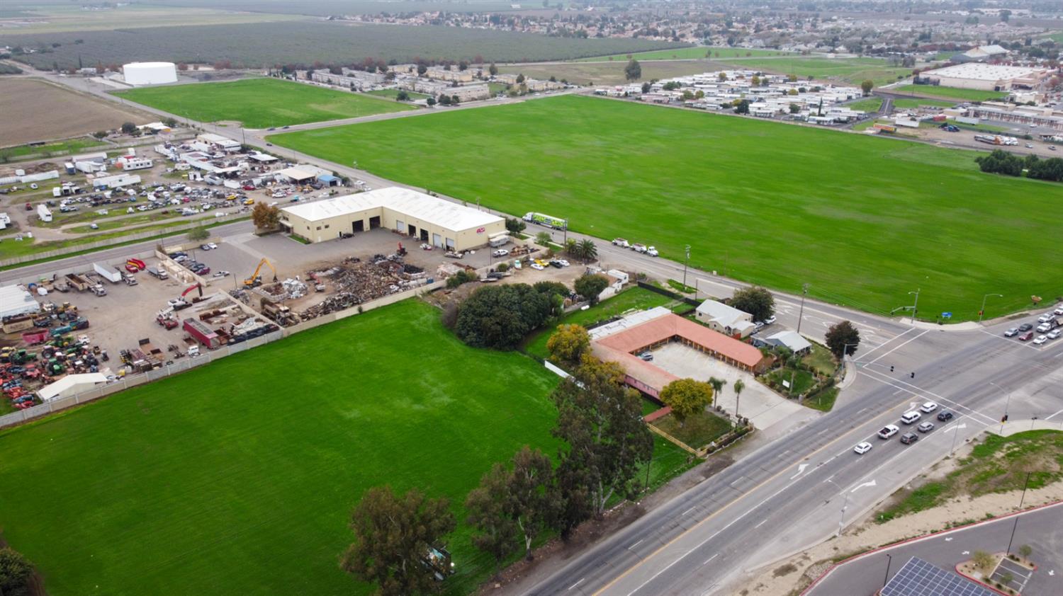 2525 E Pacheco Boulevard