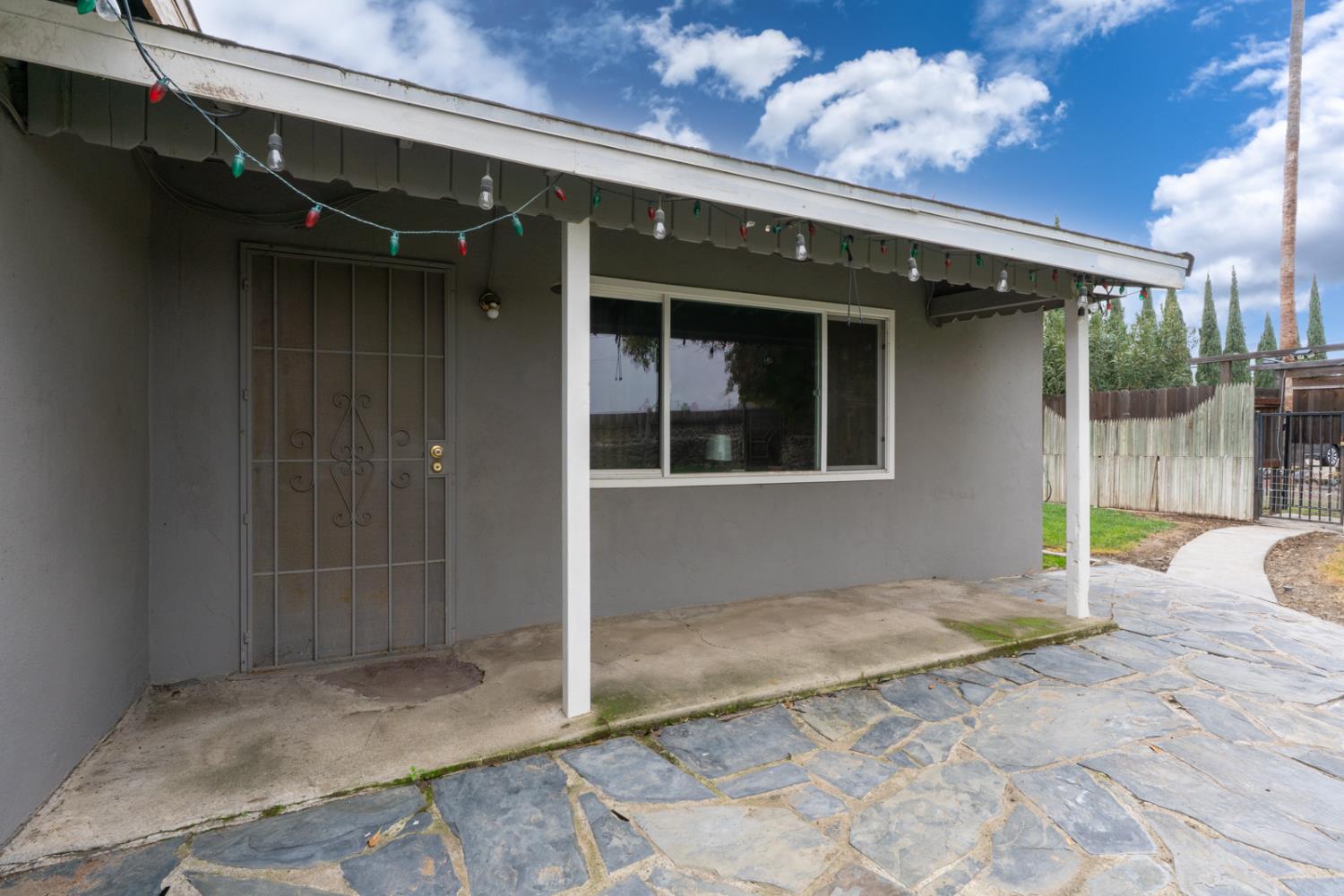 2525 E Pacheco Boulevard