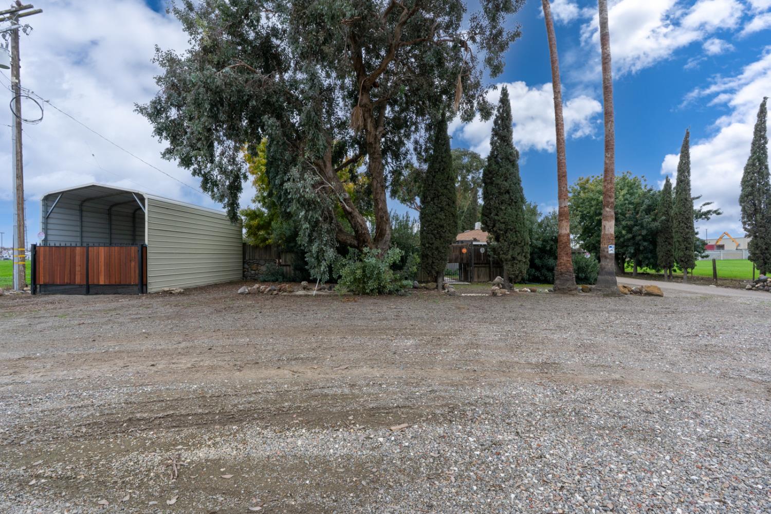 2525 E Pacheco Boulevard