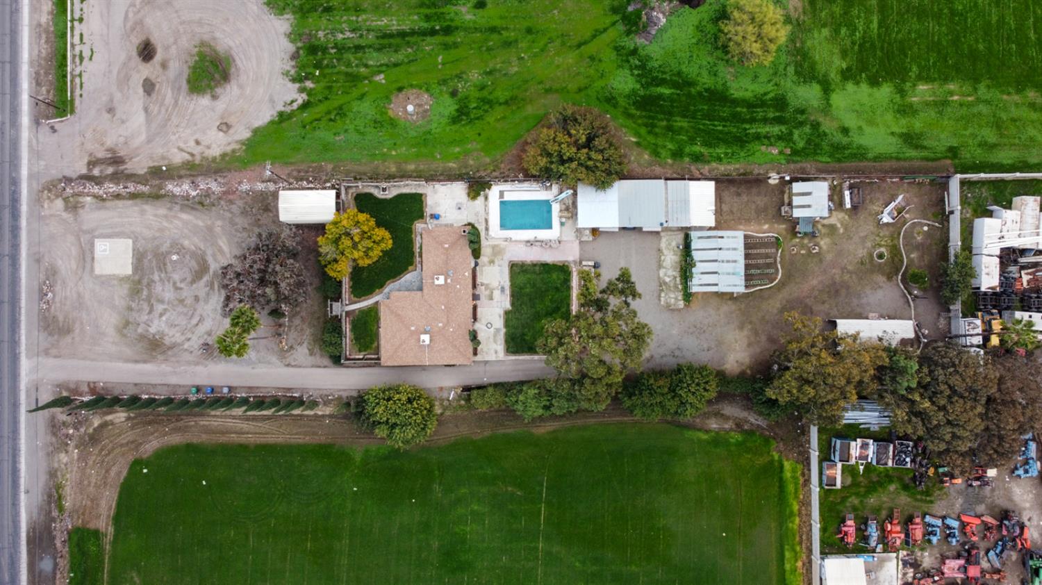 2525 E Pacheco Boulevard