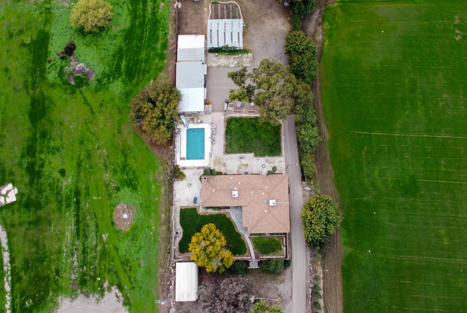 2525 E Pacheco Boulevard