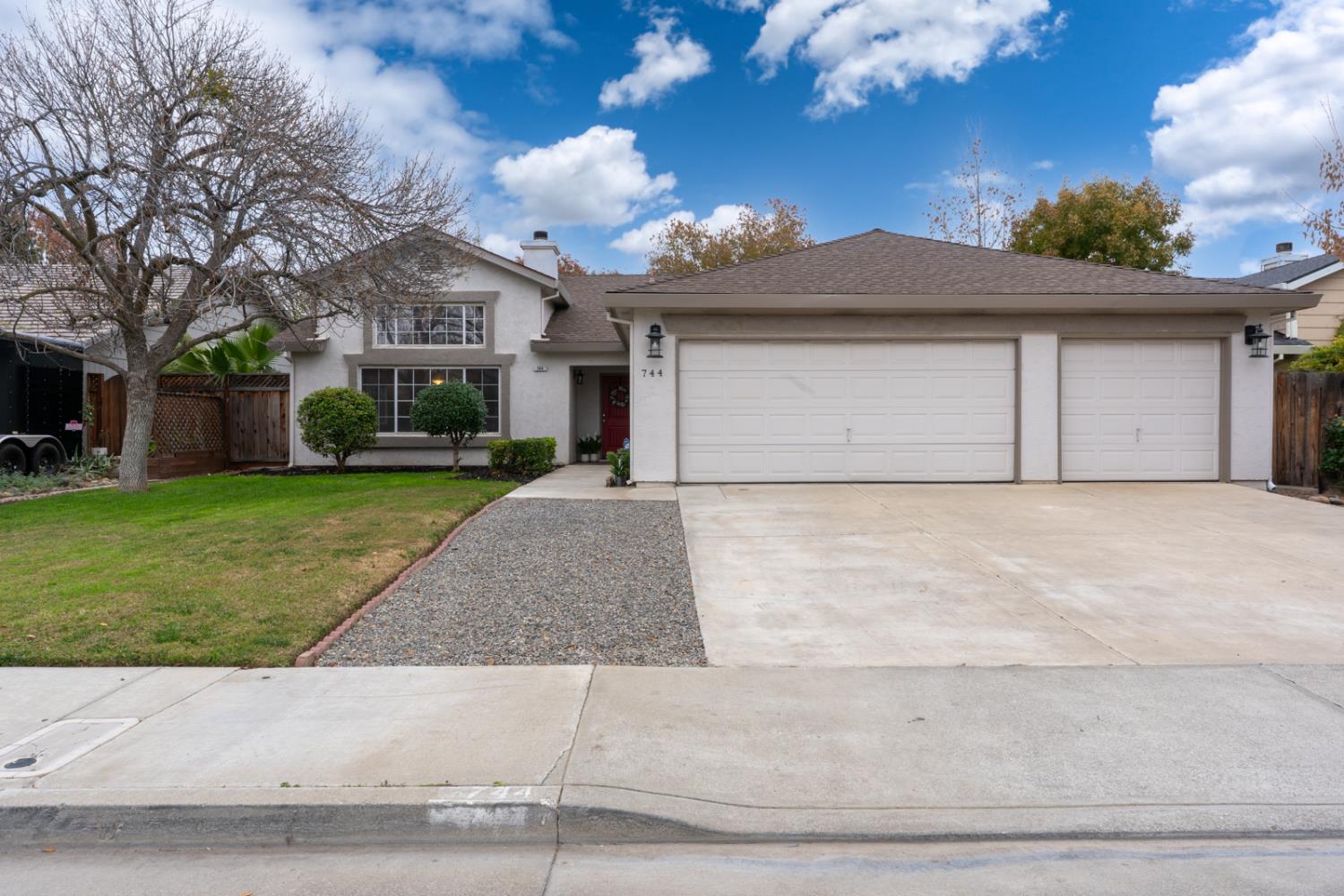 744 Bluff Drive