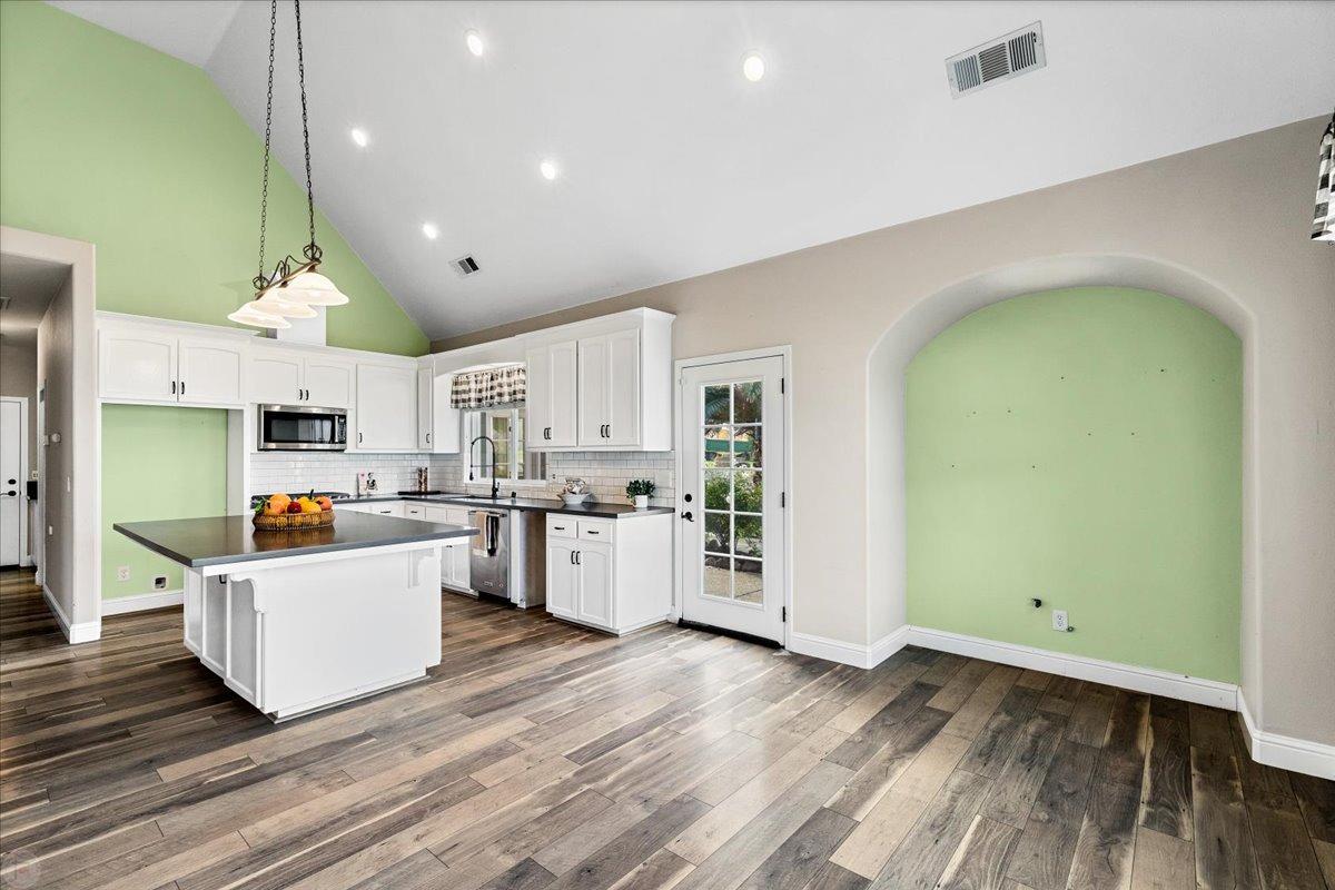 22090 Arburua Road
