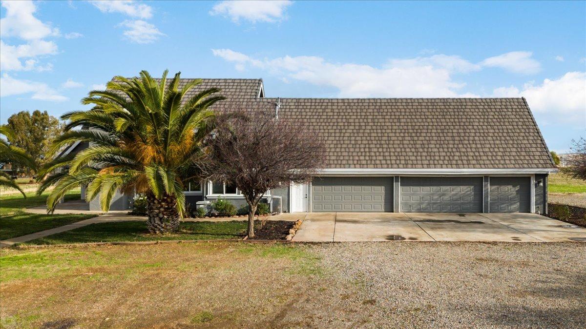 22090 Arburua Road
