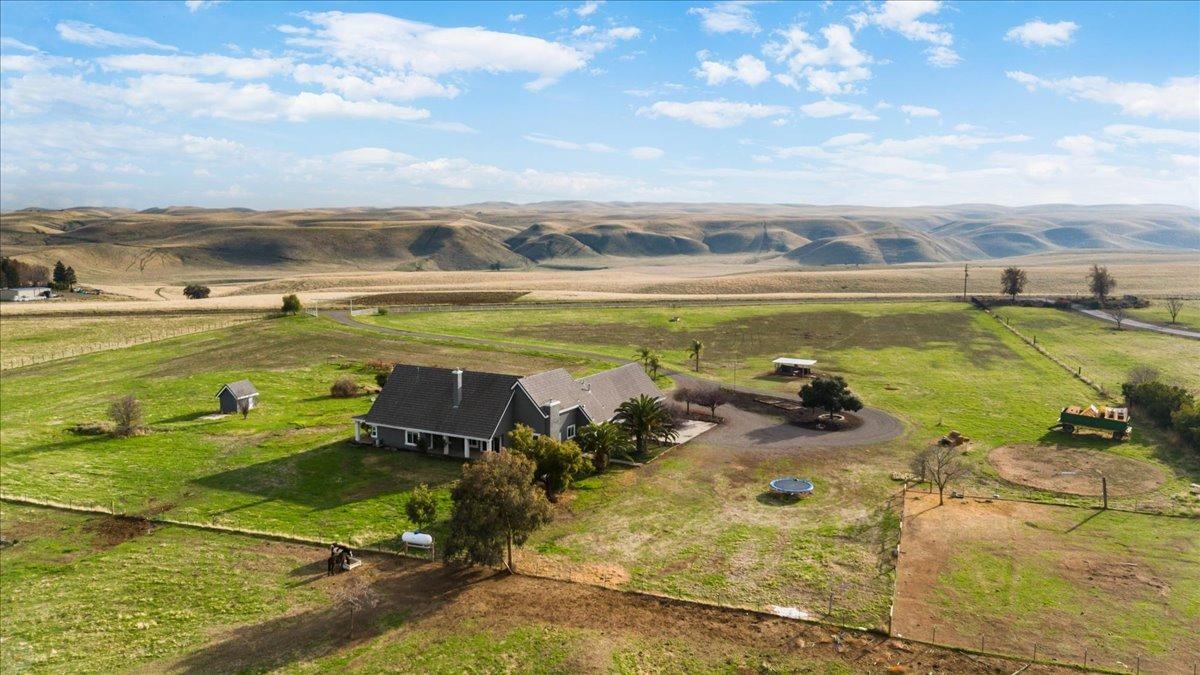 22090 Arburua Road